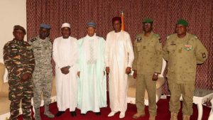 The Chadian Defense Minister visits Niger and holds meetings with the senior officials