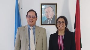 ستيفاني خوري والسفير الروسي يناقشان السياسة الليبية في طرابلس