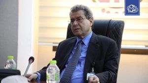 وزير النفط الليبي يعلن توقفه المؤقت عن العمل احتجاجاً على تجاهل مناشداته (فيديو)