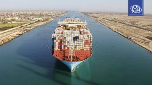 مصر.. رئيس قناة السويس يتوقع عودة الملاحة إلى طبيعتها مطلع 2026