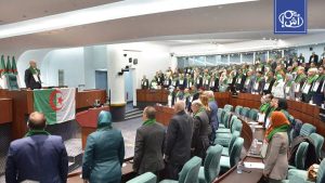 البرلمان الجزائري يقر قانوناً يجرّم الاستعمار الفرنسي