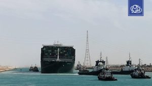 مصر.. عودة تدريجية للملاحة بقناة السويس مع عبور سفينة لميرسك