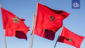 طنجة ترفع علماً وطنياً عملاقاً مرئياً من سواحل إسبانيا والمضيق