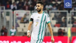 محرز يرد بابتسامة على سؤال صحفي عن أصول والدته المغربية