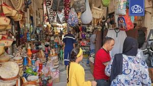 المصرف المركزي الليبي يعوّم الدينار بنسبة 14.7%.. موجة غلاء واحتجاجات وتخوف من تفاقم التهريب