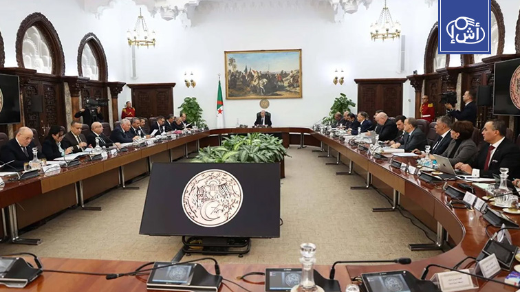 مبادرة رئاسية لتسوية أوضاع الجزائريين بالخارج بشروط