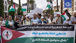 احتجاجات مغربية بعد رفع العلم الإسرائيلي على الحدود مع الجزائر