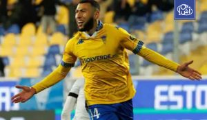 صراع أوروبي على ظهير مغربي بعد عروض قوية في الدوري الأوروبي