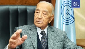 وفاة الإذاعي المصري فهمي عمر عن 98 عاماً