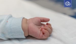 وفاة طفل رضيع في تونس يثير غضباً واسعاً بعد رفض علاجه بسبب غياب دفتر العلاج