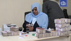 الخرطوم تعتمد نظاما جديدا لصرف المرتبات وتعزز الرقابة المالية