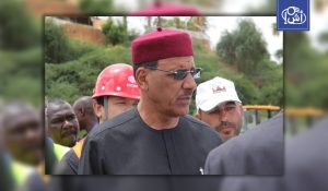 البرلمان الأوروبي يطالب بالإفراج الفوري عن الرئيس النيجر محمد بازوم