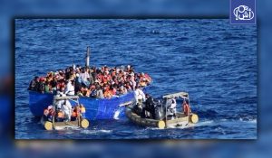 مأساة إنسانية جديدة قبالة السواحل الليبية.. إنقاذ 112 شخصاً بينهم نساء وأطفال بعد 24 ساعة في البحر