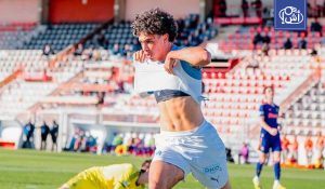 موهبة فرنسية جزائرية تونسية تخطف الأنظار في أكاديمية أولمبيك مارسيليا