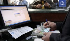 ليبيا تبدأ بيع الدولار نقدا عبر المصارف