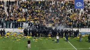 توقيف 34 شخصاً بعد أحداث شغب في مباراة الحراش ووهران