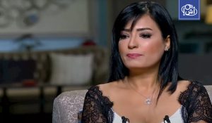 ملكة جمال مصر السابقة تكشف عن تعرضها للشلل