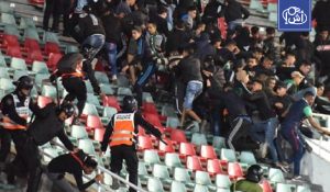 المغرب.. توقيف 136 شخصا بعد شغب مباراة الجيش الملكي والرجاء (فيديو)