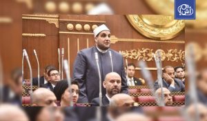 نائب مصري يثير الجدل بسبب تصريحاته عن المدارس والمساجد