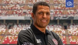 الأهلي المصري يدخل في مفاوضات متقدمة مع الحسين عموتة لتدريب الفريق