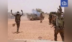 قتال في محور الصحراء وأزمة نزوح متفاقمة في النيل الأزرق
