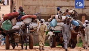 المعارك تدفع مئات السودانيين لعبور الحدود بحثاً عن الأمان