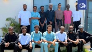 ليبيا ترحل 14 مهاجرا صوماليا عبر مطار معيتيقة