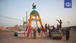 الطوارق يفرجون عن 6 جنود ماليين أسرى عبر الصليب الأحمر