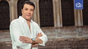 وقف المذيع أحمد عبد العزيز عقب شكوى من مصطفى كامل