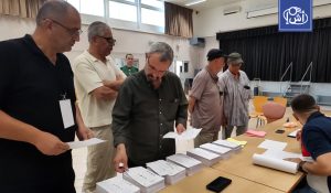 رفض الترشيحات يدفع أحزاب الجزائر إلى البحث عن بدلاء والطعون القضائية