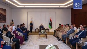 اجتماع حفتر و64 نائباً.. تأكيد استقلال قرار البرلمان ودعم ” 4+ 4″
